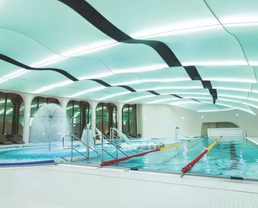 W kt&oacute;rym miejscu&nbsp;zorganizuję konferencję z dostępem do basenu na Podkarpaciu?