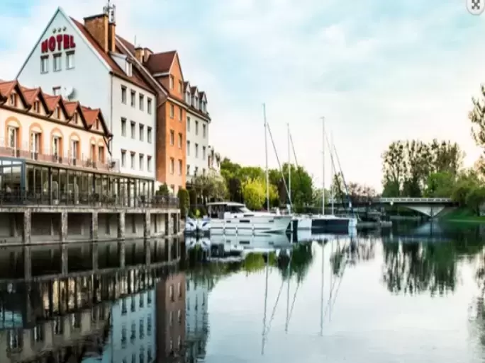 Jakie przestrzenie eventowe oferują spotkania w otoczeniu jezior?