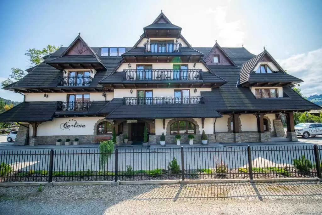 Hotel Carlina***