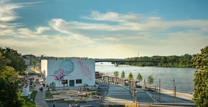 Muzeum nad Wisłą - Muzeum Sztuki Nowoczesnej