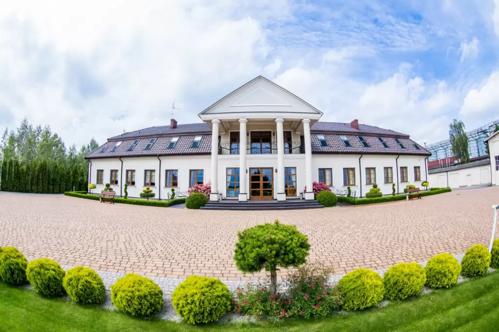 Centrum Rekreacyjno-Szkoleniowe Żawakol