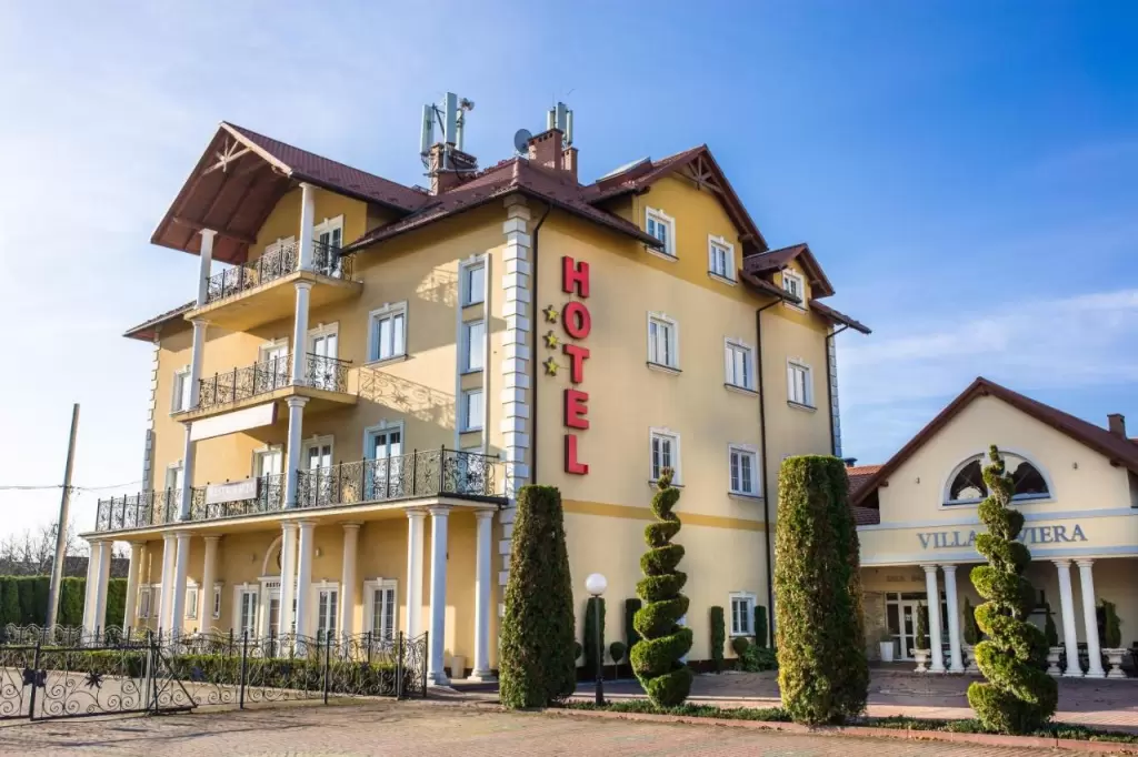 Hotel Villa Riviera***