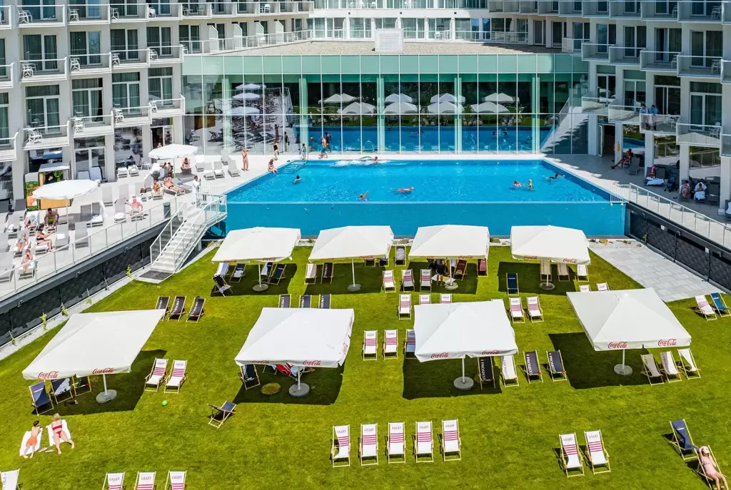 7. Hotel Crystal Mountain*****