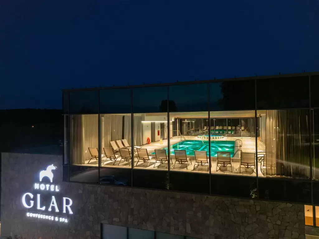 Hotel GLAR Conference & SPA